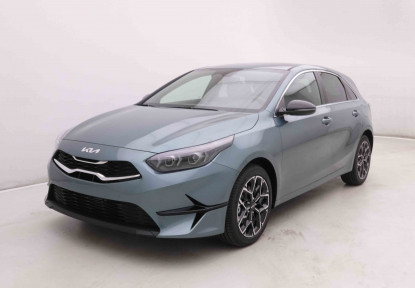 KIA_KIA_CEED_2445320_24.jpg