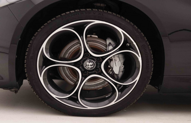 ALFAROMEO_ALFAROMEO_GIULIA_2549192_20.jpg