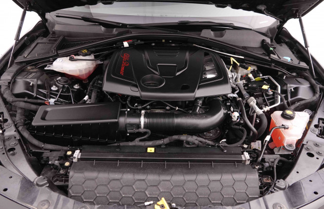 ALFAROMEO_ALFAROMEO_GIULIA_2549192_21.jpg