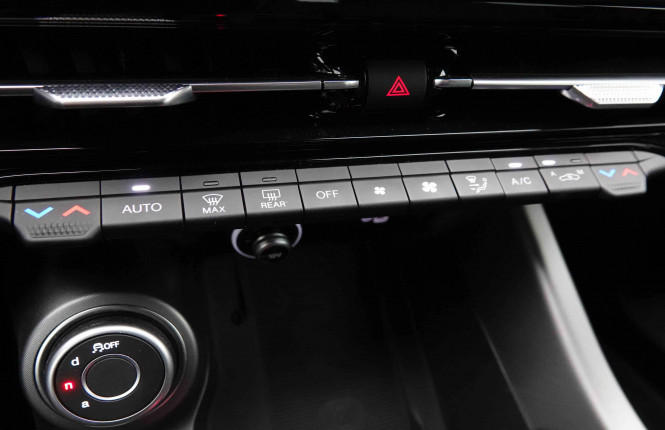 ALFAROMEO_ALFAROMEO_TONALE_2652944_15.jpg ALFAROMEO_ALFAROMEO_TONALE_2652944_15.jpg