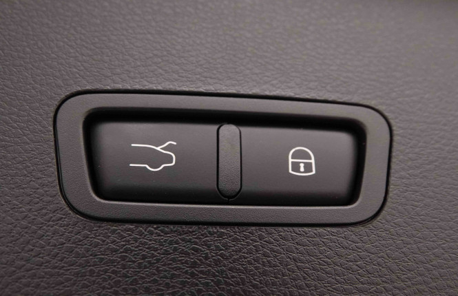 ALFAROMEO_ALFAROMEO_TONALE_2652944_6.jpg ALFAROMEO_ALFAROMEO_TONALE_2652944_6.jpg