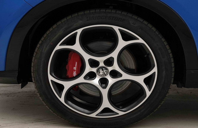ALFAROMEO_ALFAROMEO_TONALE_2653779_24.jpg