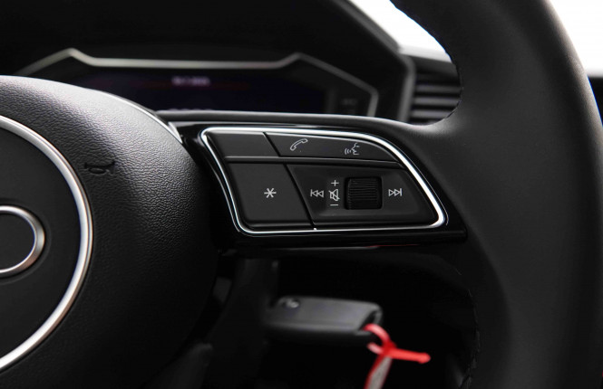 AUDI_AUDI_A1_2549547_20.jpg