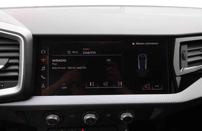 AUDI_AUDI_A1_2549548_11.jpg