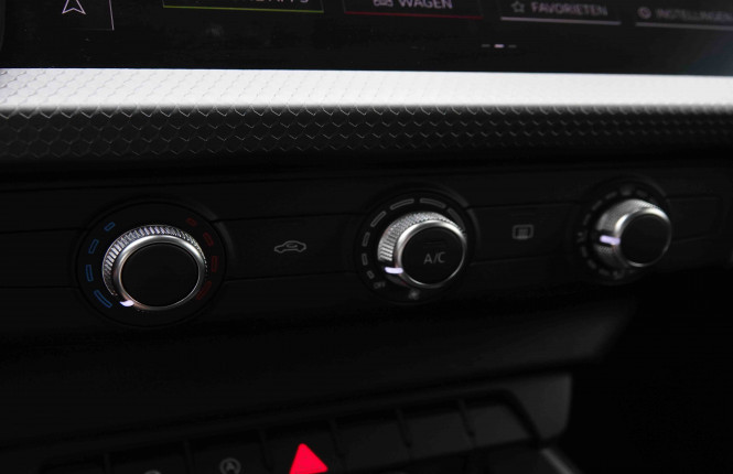AUDI_AUDI_A1_2549548_13.jpg
