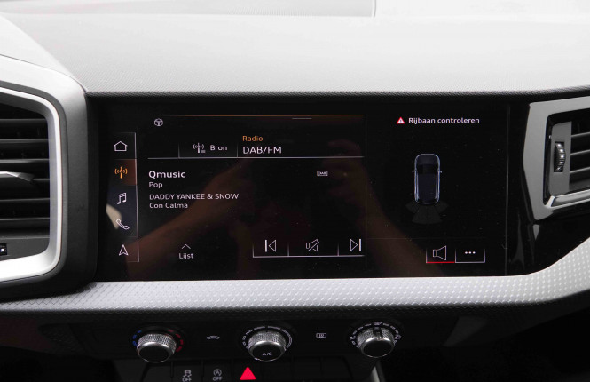 AUDI_AUDI_A1_2549590_11.jpg