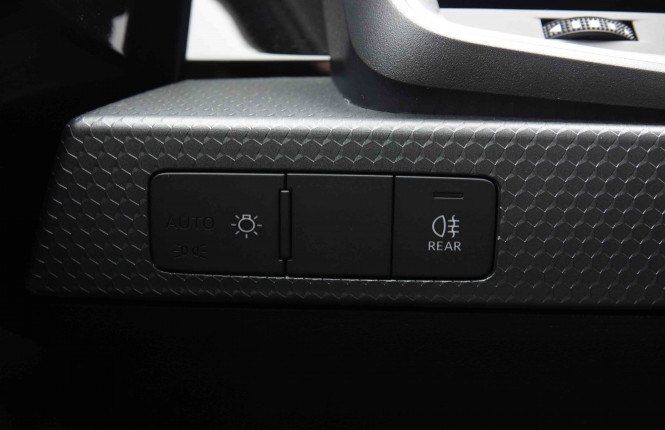 AUDI_AUDI_A1_2549590_9.jpg