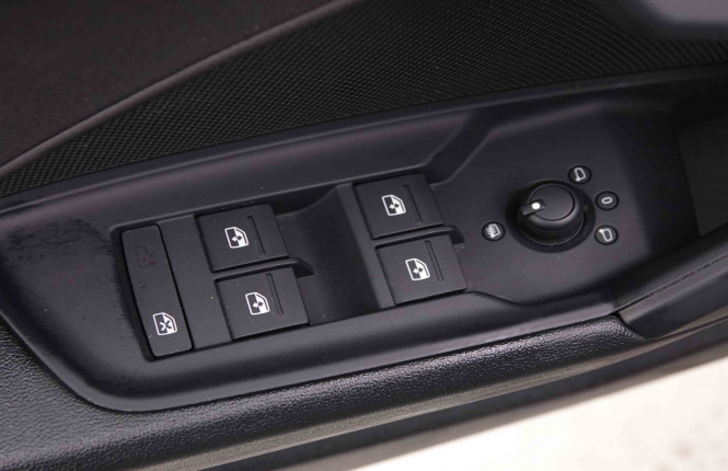 AUDI_AUDI_A3_2547459_22.jpg