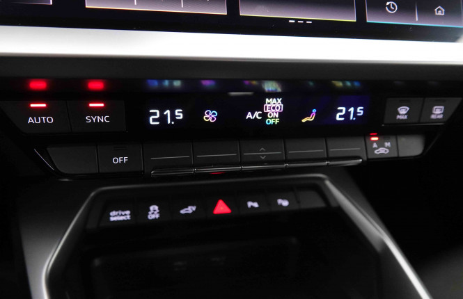 AUDI_AUDI_A3_2652923_13.jpg AUDI_AUDI_A3_2652923_13.jpg