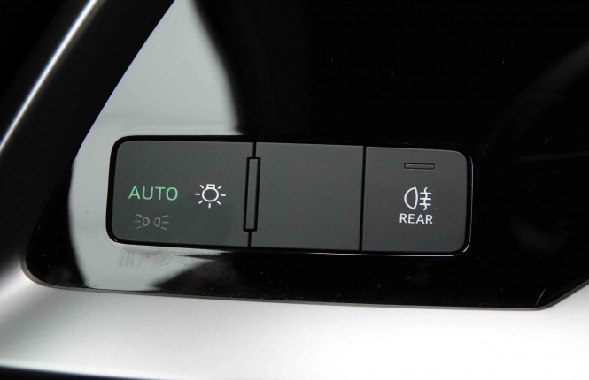 AUDI_AUDI_A3_2652923_18.jpg AUDI_AUDI_A3_2652923_18.jpg