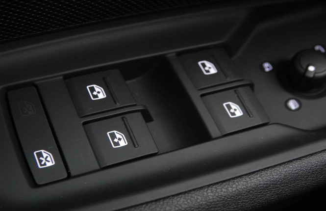 AUDI_AUDI_A3_2652923_21.jpg AUDI_AUDI_A3_2652923_21.jpg