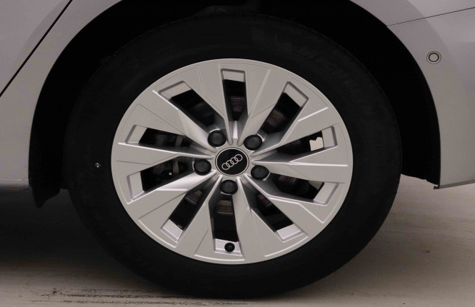 AUDI_AUDI_A3_2652923_22.jpg AUDI_AUDI_A3_2652923_22.jpg