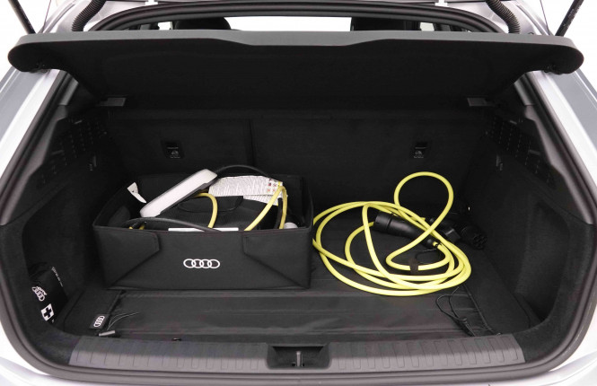 AUDI_AUDI_A3_2652923_5.jpg AUDI_AUDI_A3_2652923_5.jpg