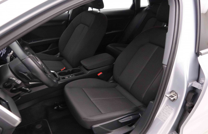 AUDI_AUDI_A3_2652923_6.jpg AUDI_AUDI_A3_2652923_6.jpg