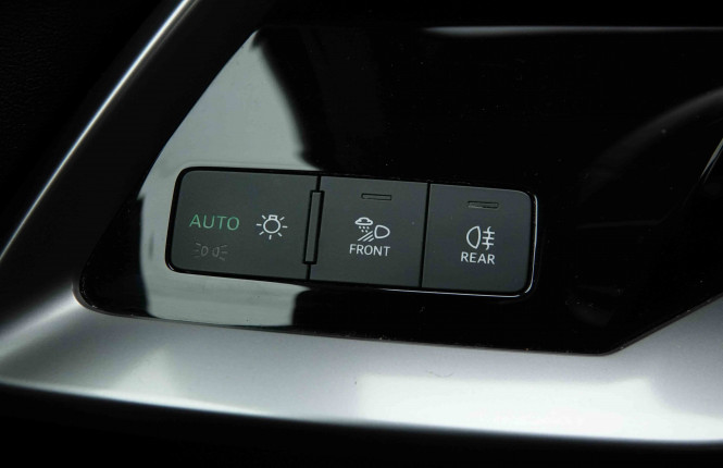 AUDI_AUDI_A3_2653722_20.jpg AUDI_AUDI_A3_2653722_20.jpg