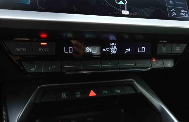 AUDI_AUDI_A3_2654667_13.jpg AUDI_AUDI_A3_2654667_13.jpg