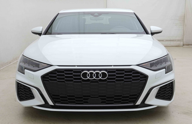 AUDI_AUDI_A3_2654667_26.jpg AUDI_AUDI_A3_2654667_26.jpg