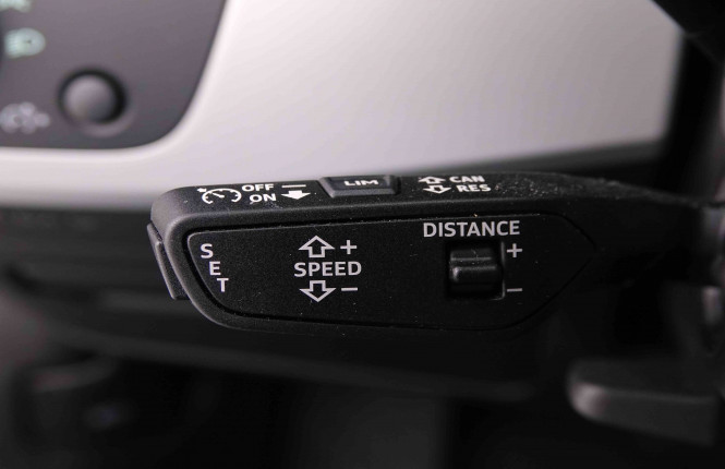 AUDI_AUDI_A4_2548643_20.jpg