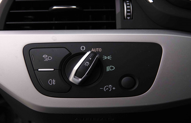 AUDI_AUDI_A4_2548643_9.jpg