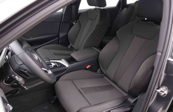 AUDI_AUDI_A4_2548646_7.jpg