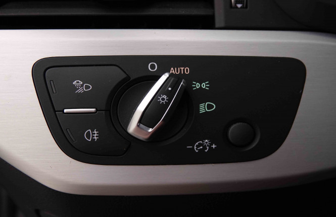 AUDI_AUDI_A4_2548970_9.jpg