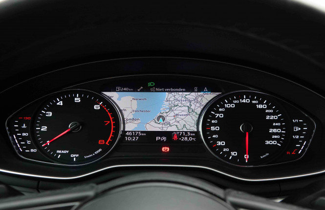 AUDI_AUDI_A4_2654706_16.jpg AUDI_AUDI_A4_2654706_16.jpg