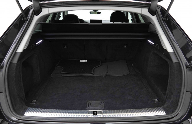 AUDI_AUDI_A4_2654902_5.jpg AUDI_AUDI_A4_2654902_5.jpg