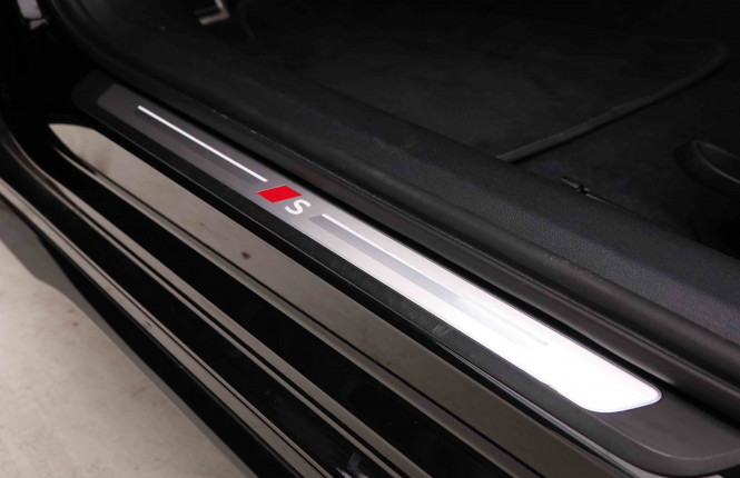 AUDI_AUDI_A5_2550532_26.jpg AUDI_AUDI_A5_2550532_26.jpg