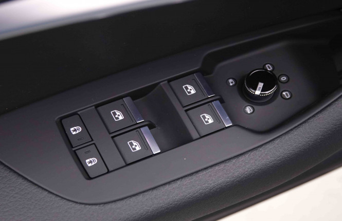 AUDI_AUDI_A6_2548008_26.jpg