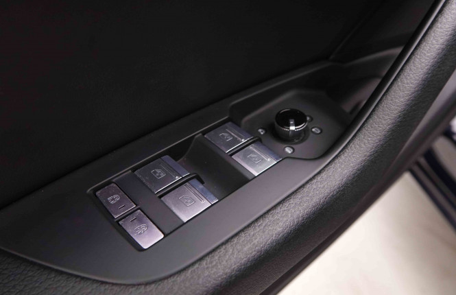 AUDI_AUDI_A6_2549353_22.jpg