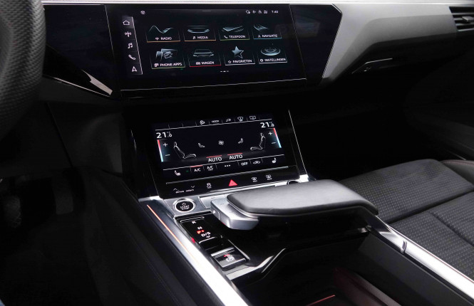 AUDI_AUDI_E_TRON_2652529_17.jpg AUDI_AUDI_E_TRON_2652529_17.jpg