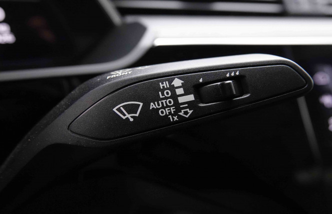 AUDI_AUDI_E_TRON_2652529_20.jpg AUDI_AUDI_E_TRON_2652529_20.jpg