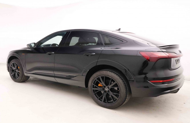 AUDI_AUDI_E_TRON_2652529_33.jpg AUDI_AUDI_E_TRON_2652529_33.jpg