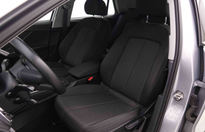 AUDI_AUDI_Q2_2549159_6.jpg