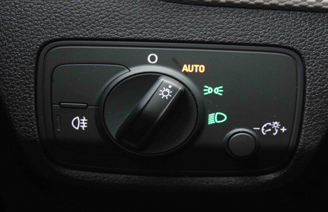 AUDI_AUDI_Q2_2549161_9.jpg