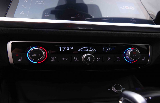 AUDI_AUDI_Q3_2548428_13.jpg
