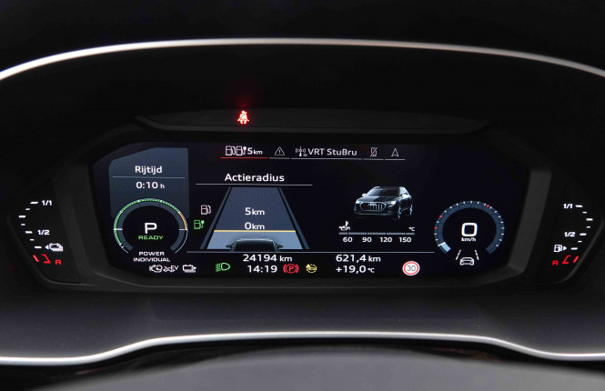 AUDI_AUDI_Q3_2550223_17.jpg