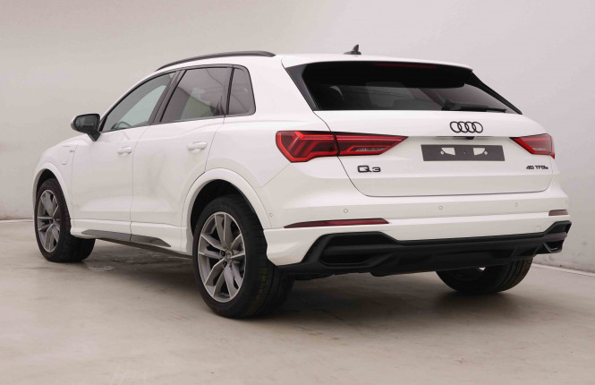 AUDI_AUDI_Q3_2550223_32.jpg