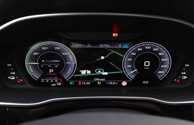AUDI_AUDI_Q3_2550750_17.jpg