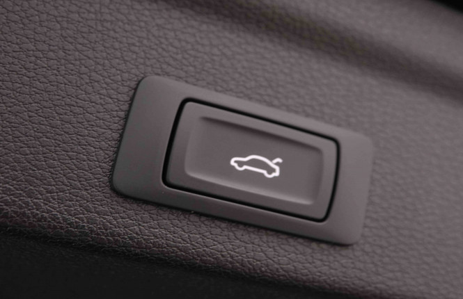 AUDI_AUDI_Q3_2550750_6.jpg