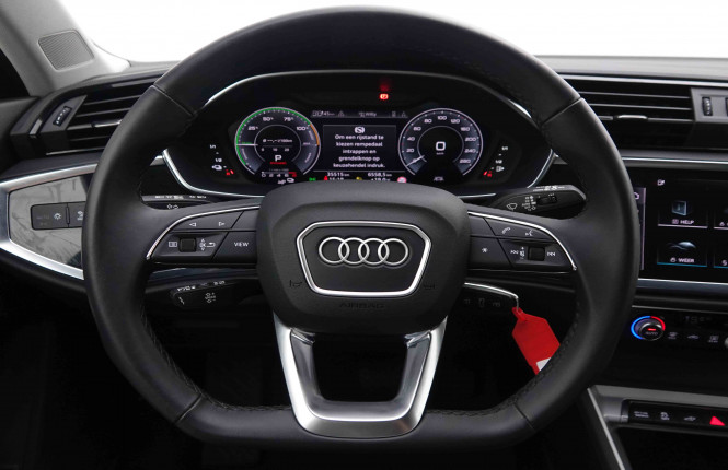 AUDI_AUDI_Q3_2550750_9.jpg