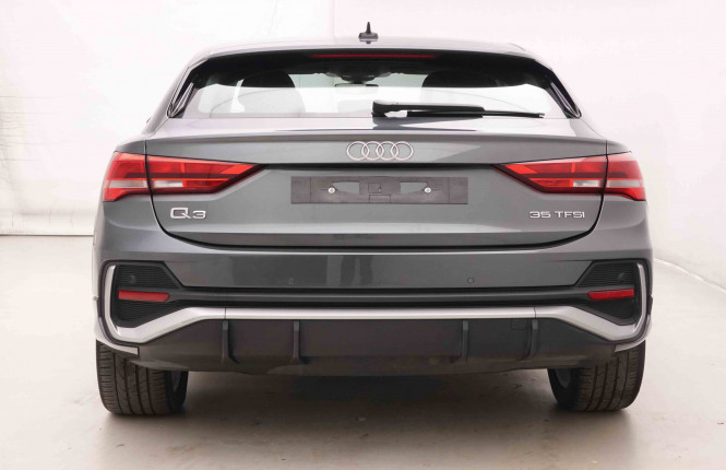 AUDI_AUDI_Q3_2551087_27.jpg AUDI_AUDI_Q3_2551087_27.jpg