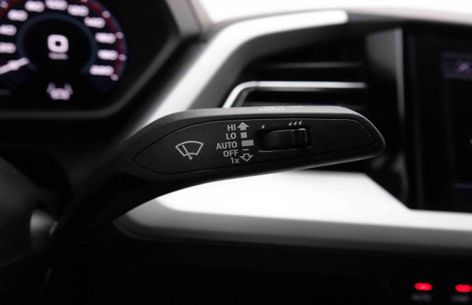 AUDI_AUDI_Q4 E_TRON_2652121_17.jpg