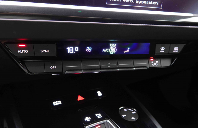 AUDI_AUDI_Q4 E_TRON_2652444_14.jpg AUDI_AUDI_Q4 E_TRON_2652444_14.jpg