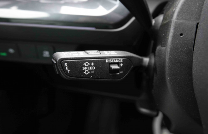 AUDI_AUDI_Q4 E_TRON_2652444_18.jpg AUDI_AUDI_Q4 E_TRON_2652444_18.jpg