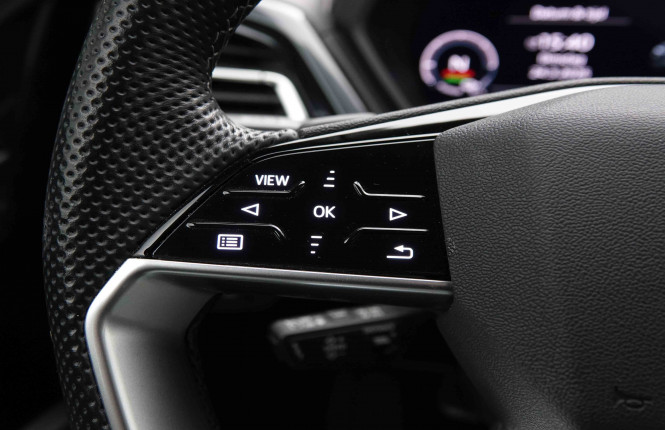 AUDI_AUDI_Q4 E_TRON_2652444_19.jpg AUDI_AUDI_Q4 E_TRON_2652444_19.jpg