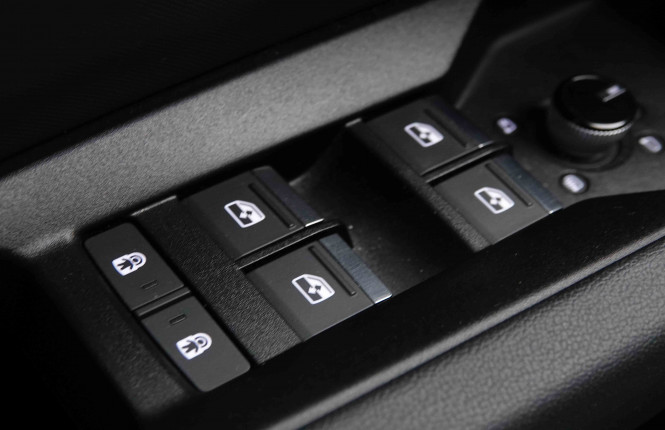 AUDI_AUDI_Q4 E_TRON_2652444_22.jpg AUDI_AUDI_Q4 E_TRON_2652444_22.jpg