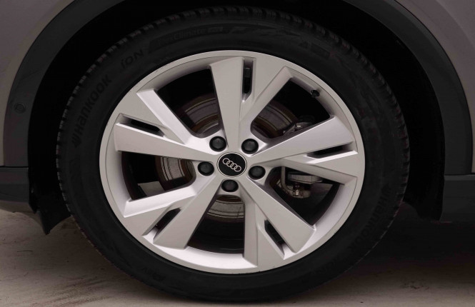 AUDI_AUDI_Q4 E_TRON_2652444_23.jpg AUDI_AUDI_Q4 E_TRON_2652444_23.jpg