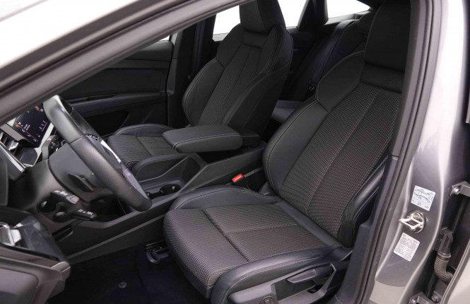 AUDI_AUDI_Q4 E_TRON_2652444_7.jpg AUDI_AUDI_Q4 E_TRON_2652444_7.jpg