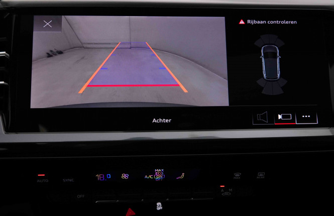 AUDI_AUDI_Q4 E_TRON_2652905_14.jpg